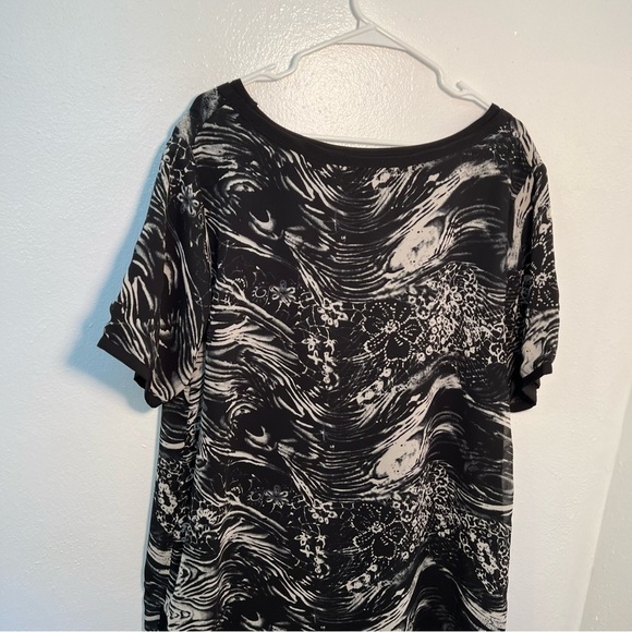 Mlle Gabrielle Maxi Dress Black White Floral - Picture 12 of 12